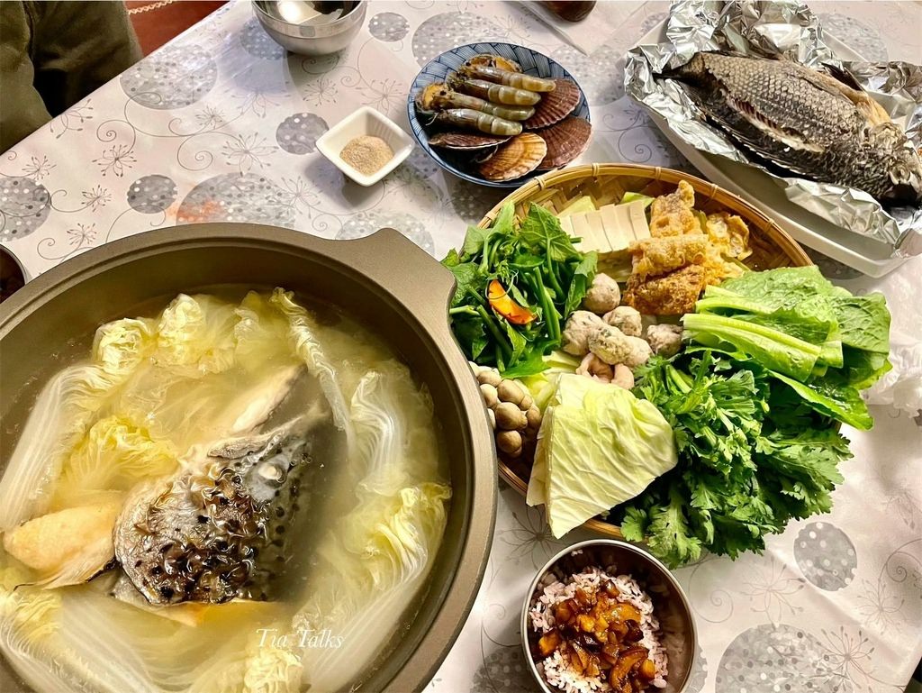 【花蓮美食】兩津農庄食堂｜花蓮吉安必吃美食，鹽烤魚、桶仔雞、