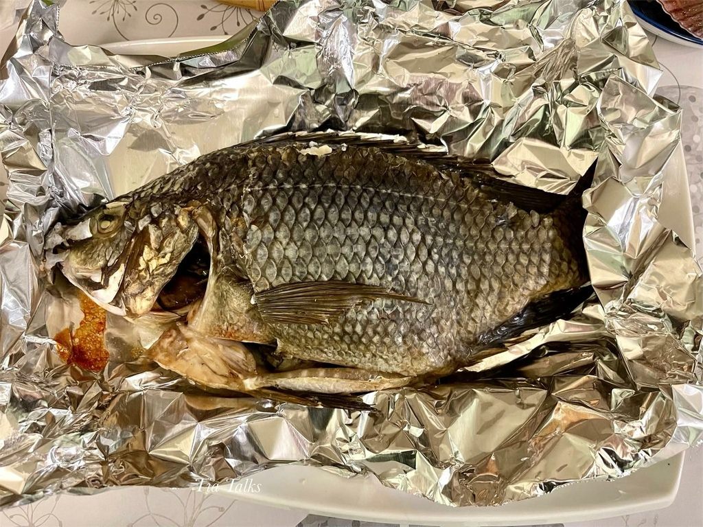【花蓮美食】兩津農庄食堂｜花蓮吉安必吃美食，鹽烤魚、桶仔雞、