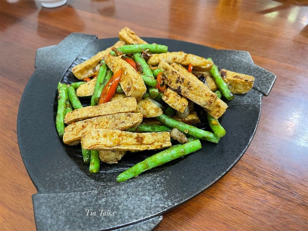 【淡水美食】來三空泉家鄉園吃有機農家菜 自家養殖土雞、鮮魚｜
