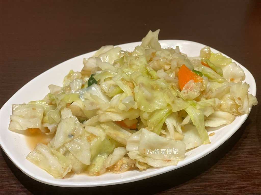 【汐止美食】丞相鵝肉｜熱炒、片皮烤鴨、鴨架超推薦，汐止鵝肉鴨