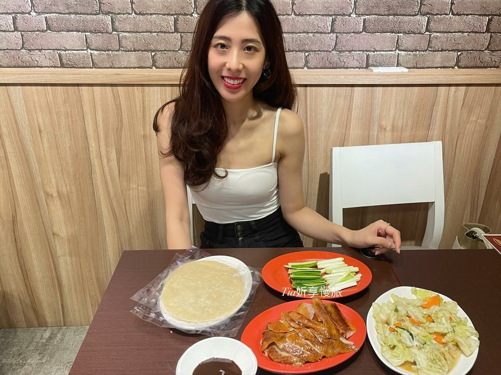 【汐止美食】丞相鵝肉｜熱炒、片皮烤鴨、鴨架超推薦，汐止鵝肉鴨
