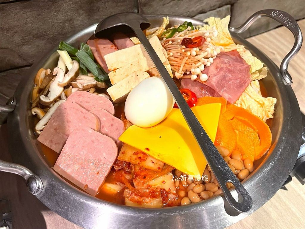 【大安區美食】燒酒烤豬豬｜平價美味燒肉推薦，專人代烤超適合聚