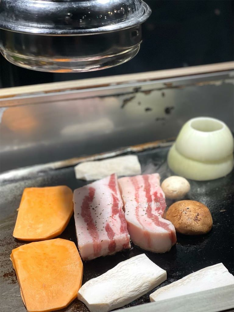 【大安區美食】燒酒烤豬豬｜平價美味燒肉推薦，專人代烤超適合聚