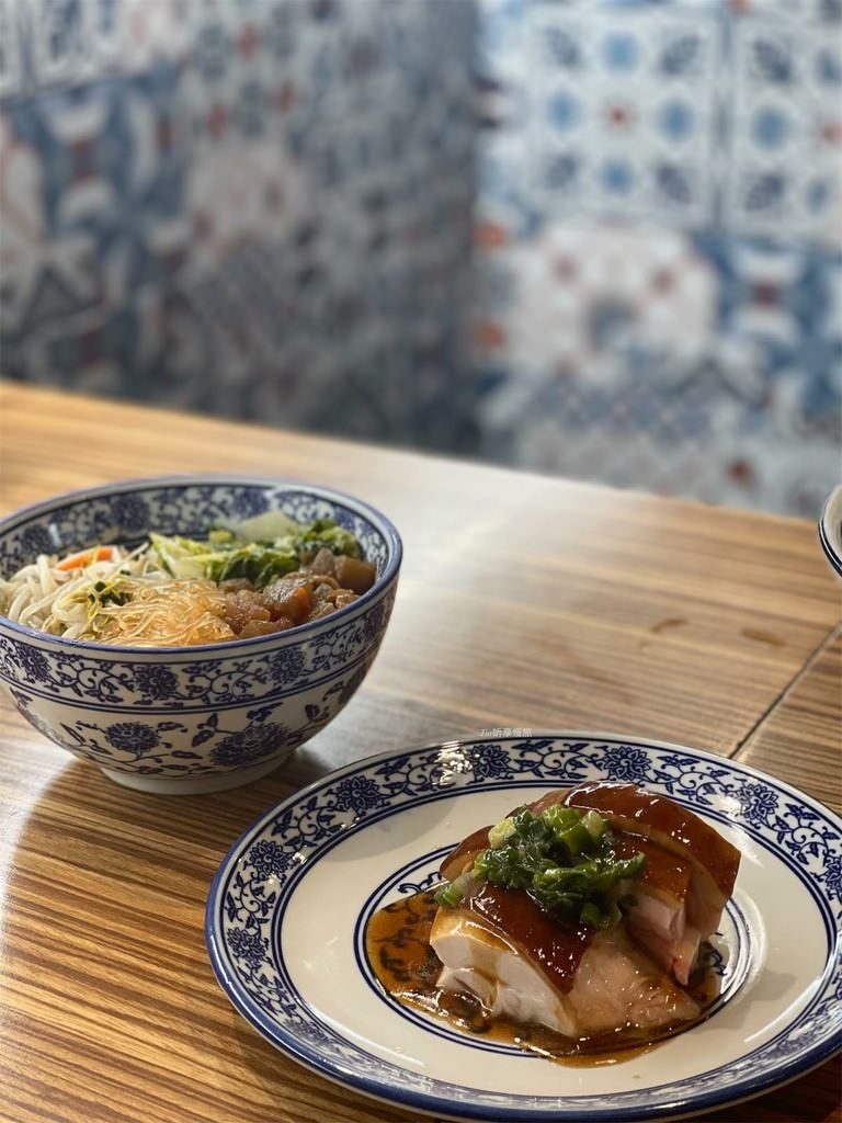 【蘆洲美食】豐雞號｜蘆洲超人氣港式料理便當，港式油雞、滷味選