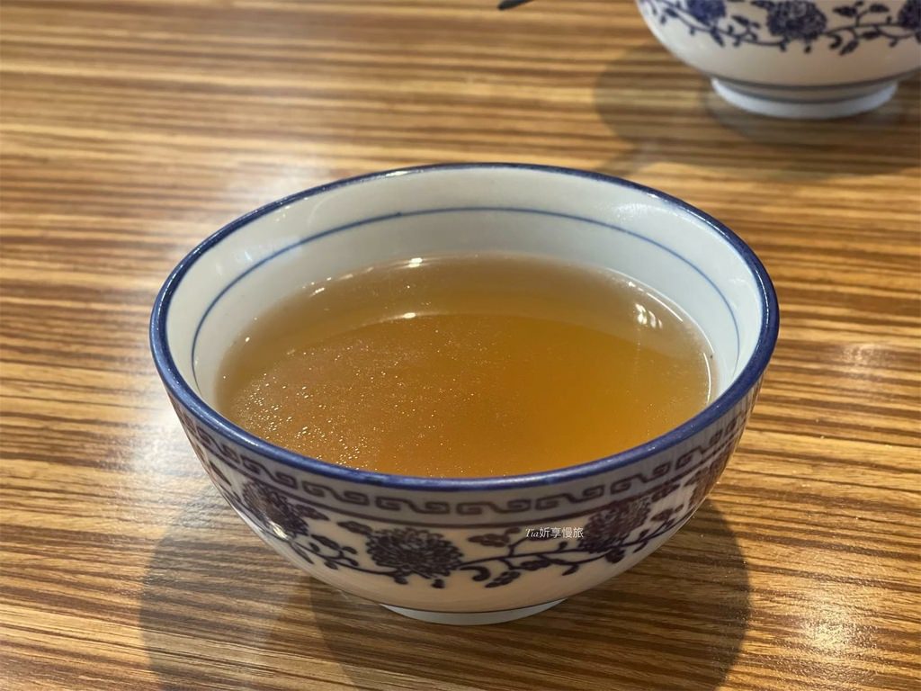 【蘆洲美食】豐雞號｜蘆洲超人氣港式料理便當，港式油雞、滷味選