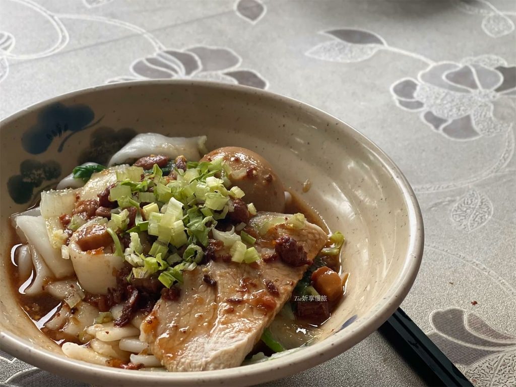 【花蓮美食】豐裡村麵店｜花蓮壽豐鄉在地人最愛麵店，腿庫飯、豬