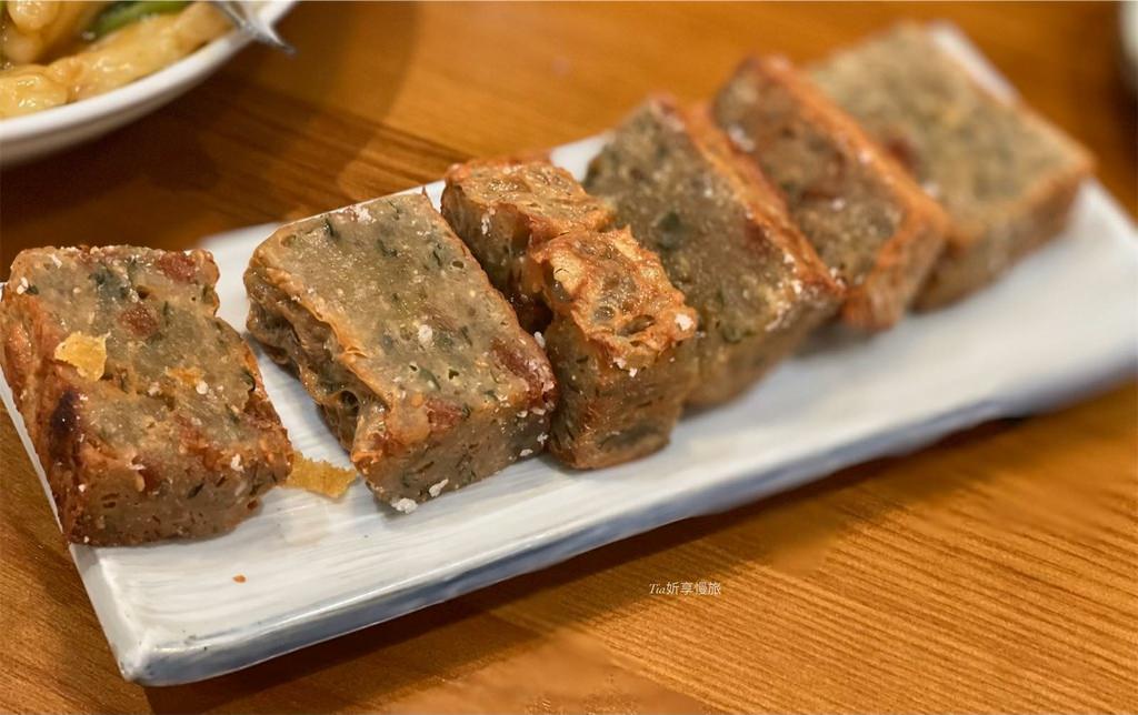 【宜蘭美食】拾松辦桌小吃｜跟記憶中的辦桌料理差距大，優點是一