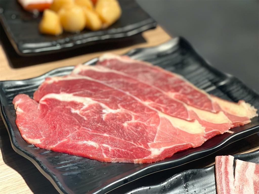 【桃園美食】伍將日式燒肉火鍋吃到飽-南崁店｜火烤二吃最低＄6