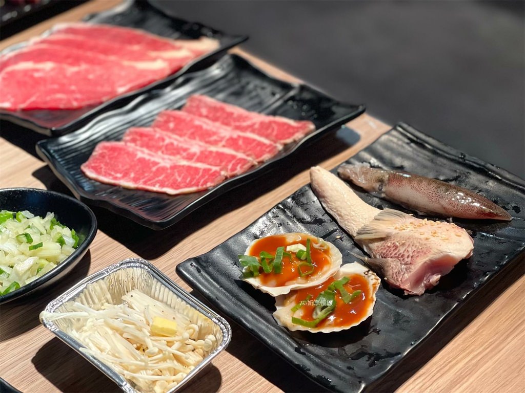 【桃園美食】伍將日式燒肉火鍋吃到飽-南崁店｜火烤二吃最低＄6