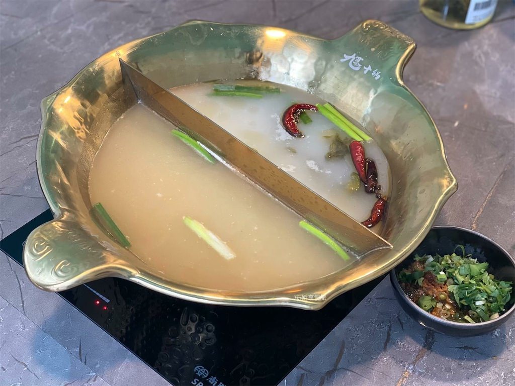 【中山美食】九寨十鍋｜酸菜魚、新鮮海鮮高級火鍋推薦，還有20