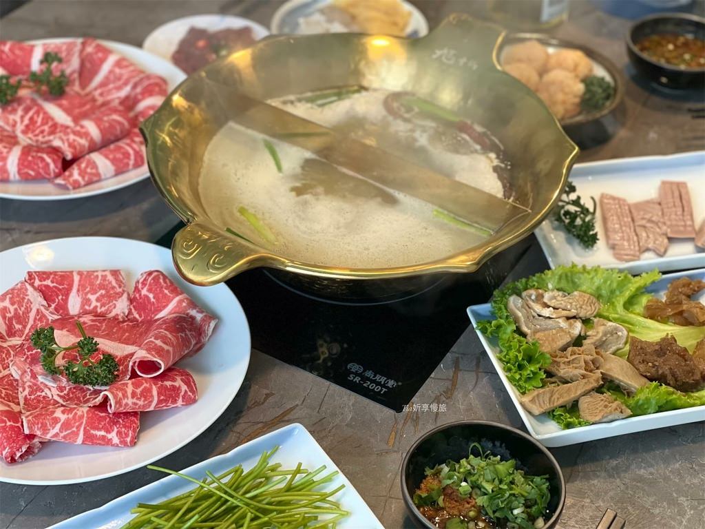 【中山美食】九寨十鍋｜酸菜魚、新鮮海鮮高級火鍋推薦，還有20