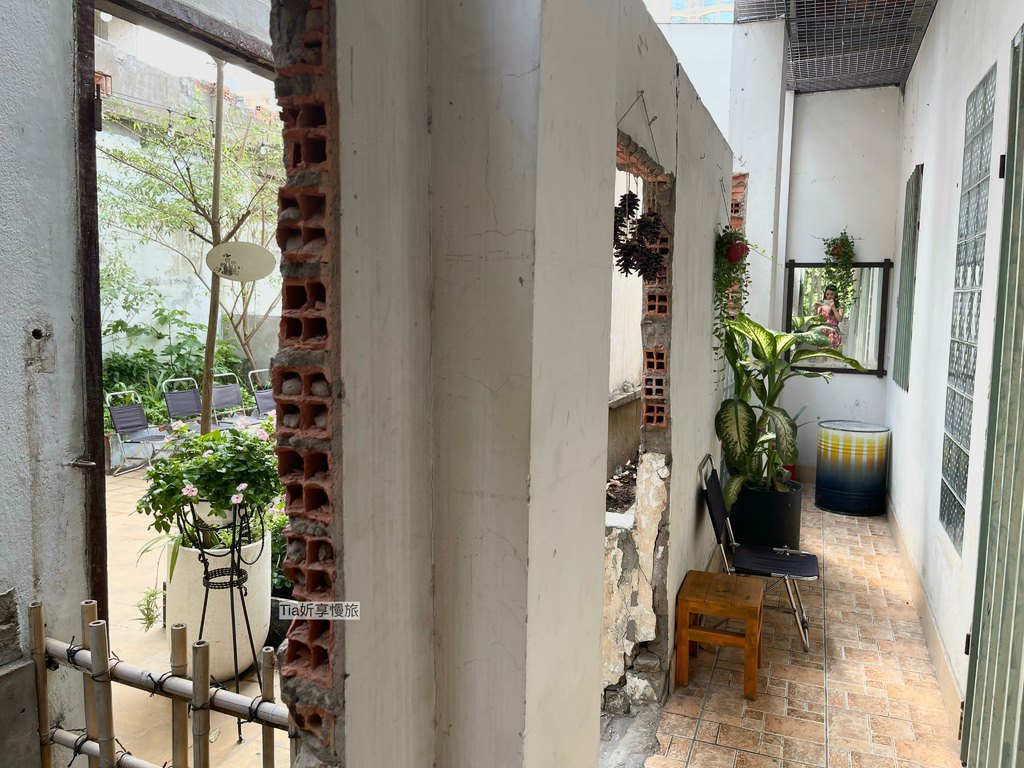 【胡志明咖啡廳】Lạc Cafe｜小巷內隱藏版咖啡廳，