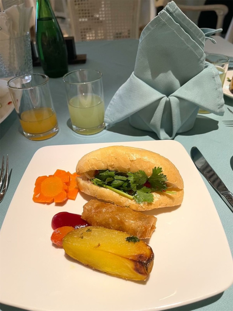 【胡志明市住宿】Au Lac Charner Hotel｜越