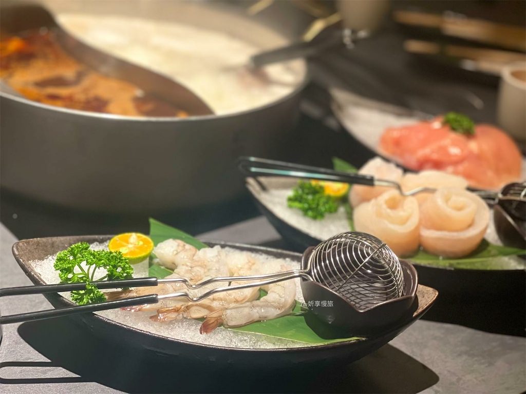 【信義區美食】岩漿火鍋 微風信義店｜信義區有包廂特色岩漿火鍋