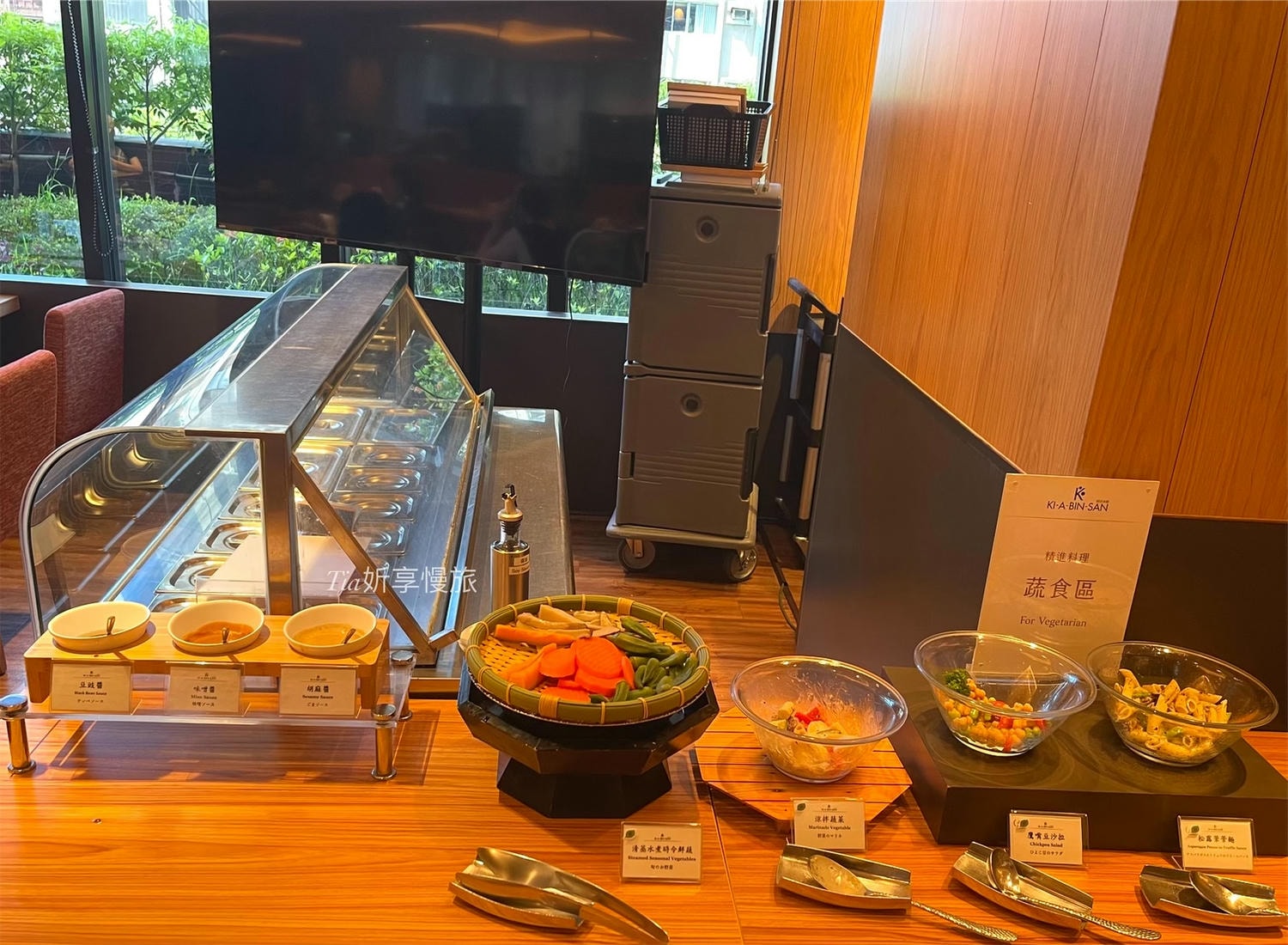 格拉斯麗台北飯店 Hotel Gracery Taipei｜台北住宿推薦，忠孝新生華山旁日式飯店，哥吉拉牆面超吸睛
