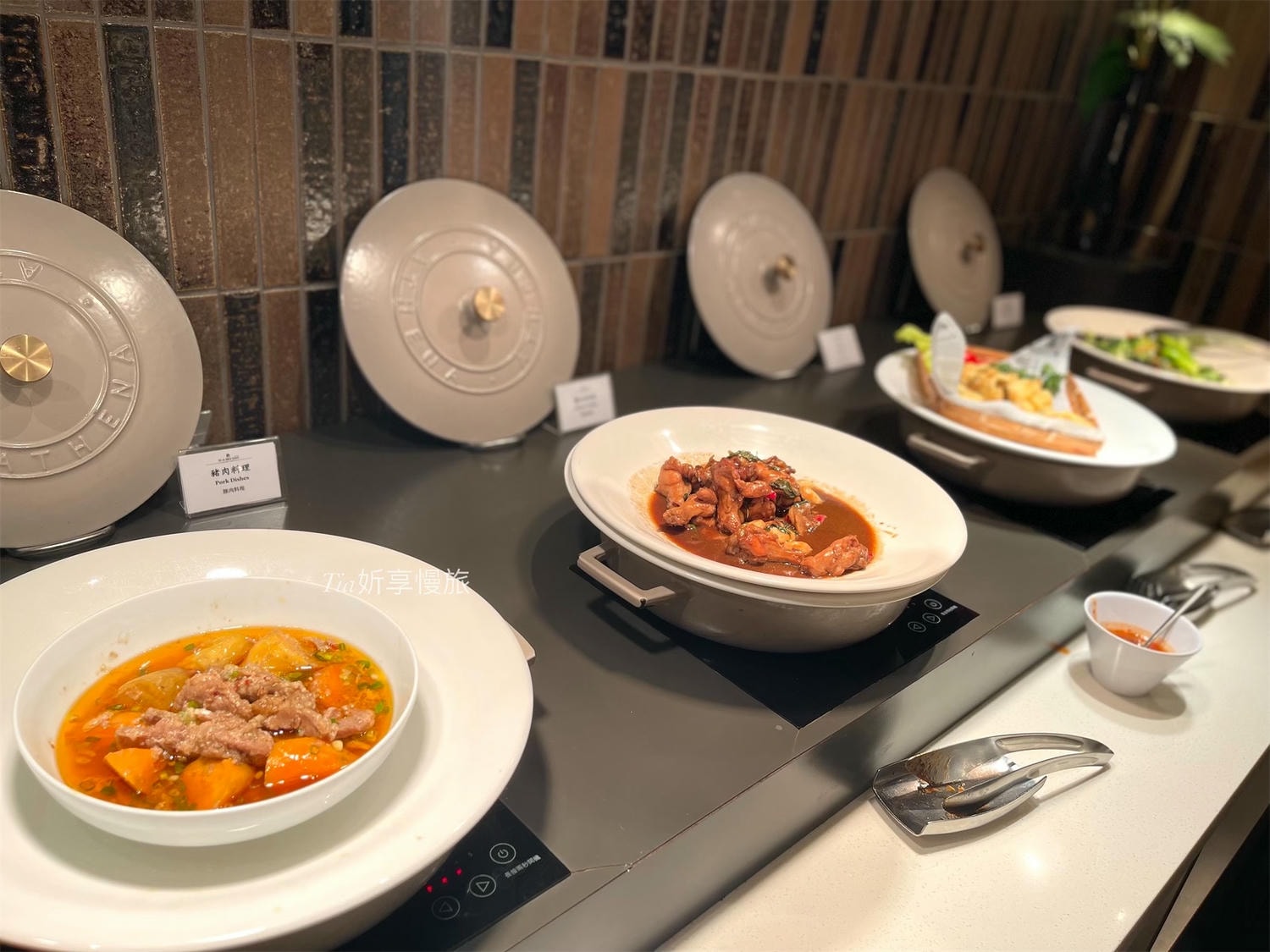 格拉斯麗台北飯店 Hotel Gracery Taipei｜台北住宿推薦，忠孝新生華山旁日式飯店，哥吉拉牆面超吸睛