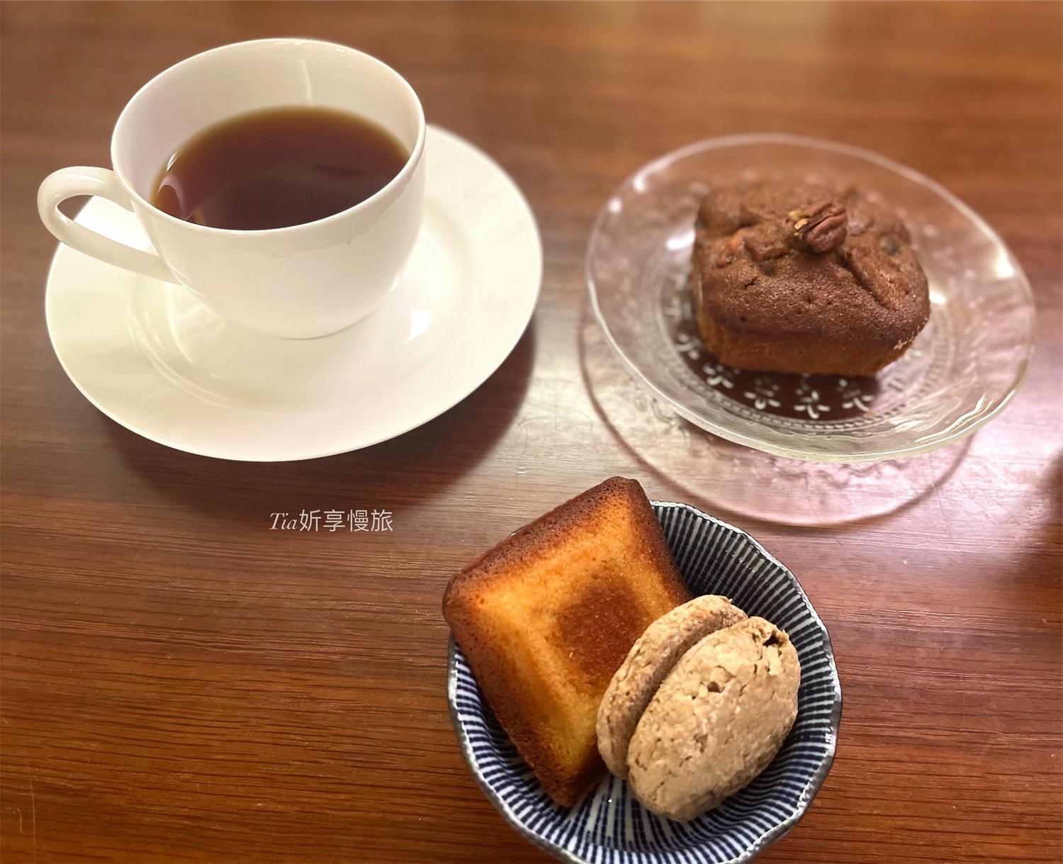 2025中秋禮盒 深夜裡的法國手工甜點｜月夜印象中秋禮盒開箱評價（含訂購資訊）