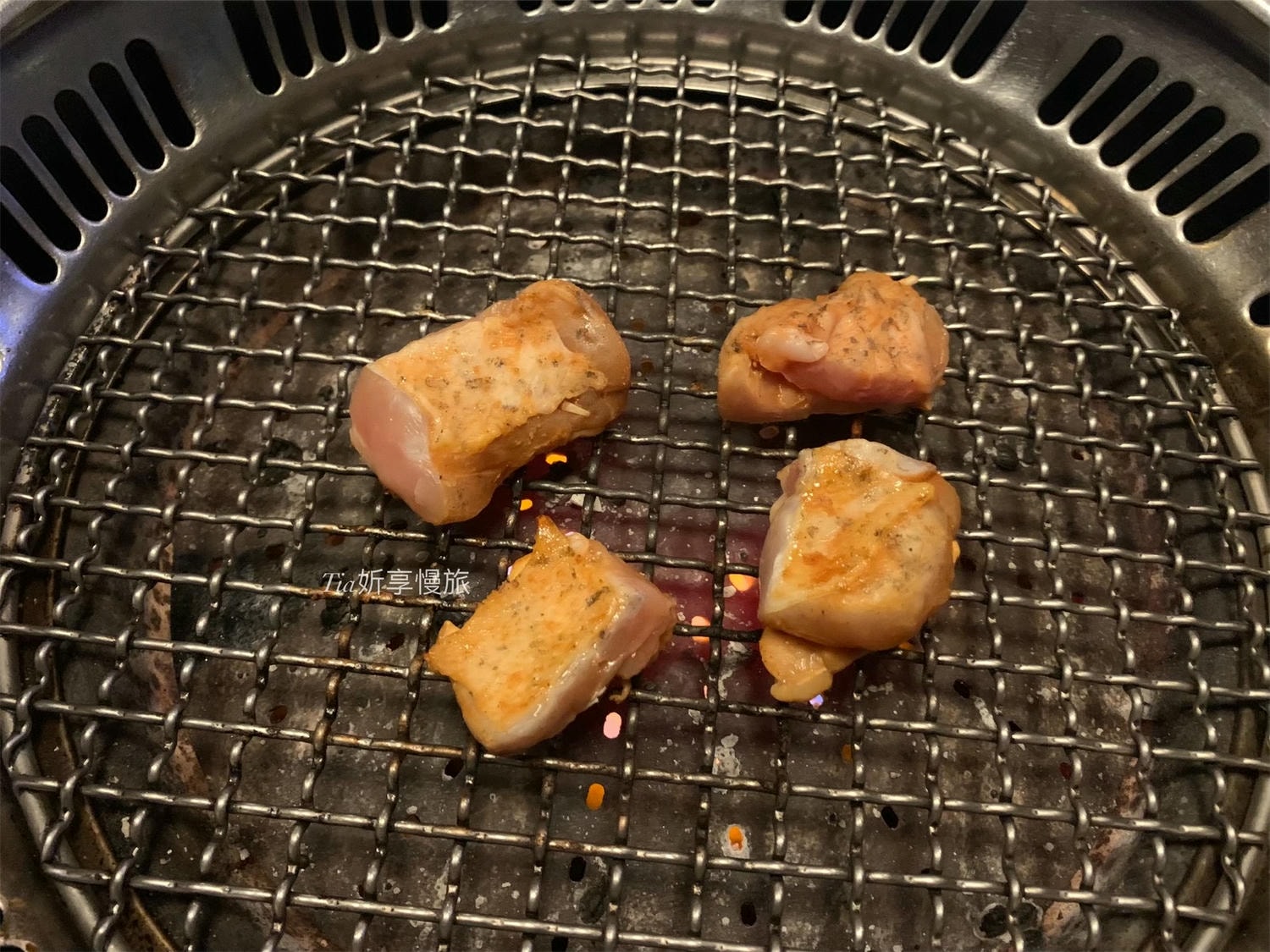 潼阪帝王蟹黑毛牛頂級燒烤|台中文心路美食不限時燒烤,A5和牛、活體泰國蝦、海鮮專人代烤服務一吃上癮! - 第28張圖 潼阪帝王蟹黑毛牛頂級燒烤|台中文心路美食不限時燒烤,A5和牛、活體泰國蝦、海鮮專人代烤服務一吃上癮!