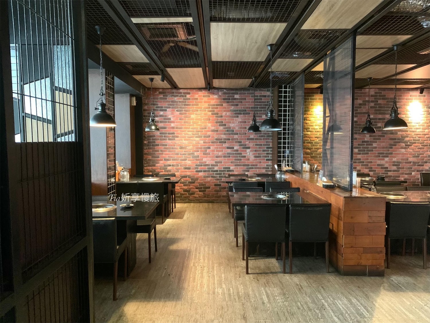 潼阪帝王蟹黑毛牛頂級燒烤|台中文心路美食不限時燒烤,A5和牛、活體泰國蝦、海鮮專人代烤服務一吃上癮! - 第9張圖 潼阪帝王蟹黑毛牛頂級燒烤|台中文心路美食不限時燒烤,A5和牛、活體泰國蝦、海鮮專人代烤服務一吃上癮!
