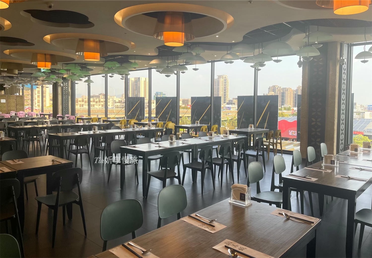 潮港城太陽百匯|台中美食吃到飽元老$1000以內100種海鮮肉品各國美食任吃! - 第8張圖 潮港城太陽百匯|台中美食吃到飽元老$1000以內100種海鮮肉品各國美食任吃!