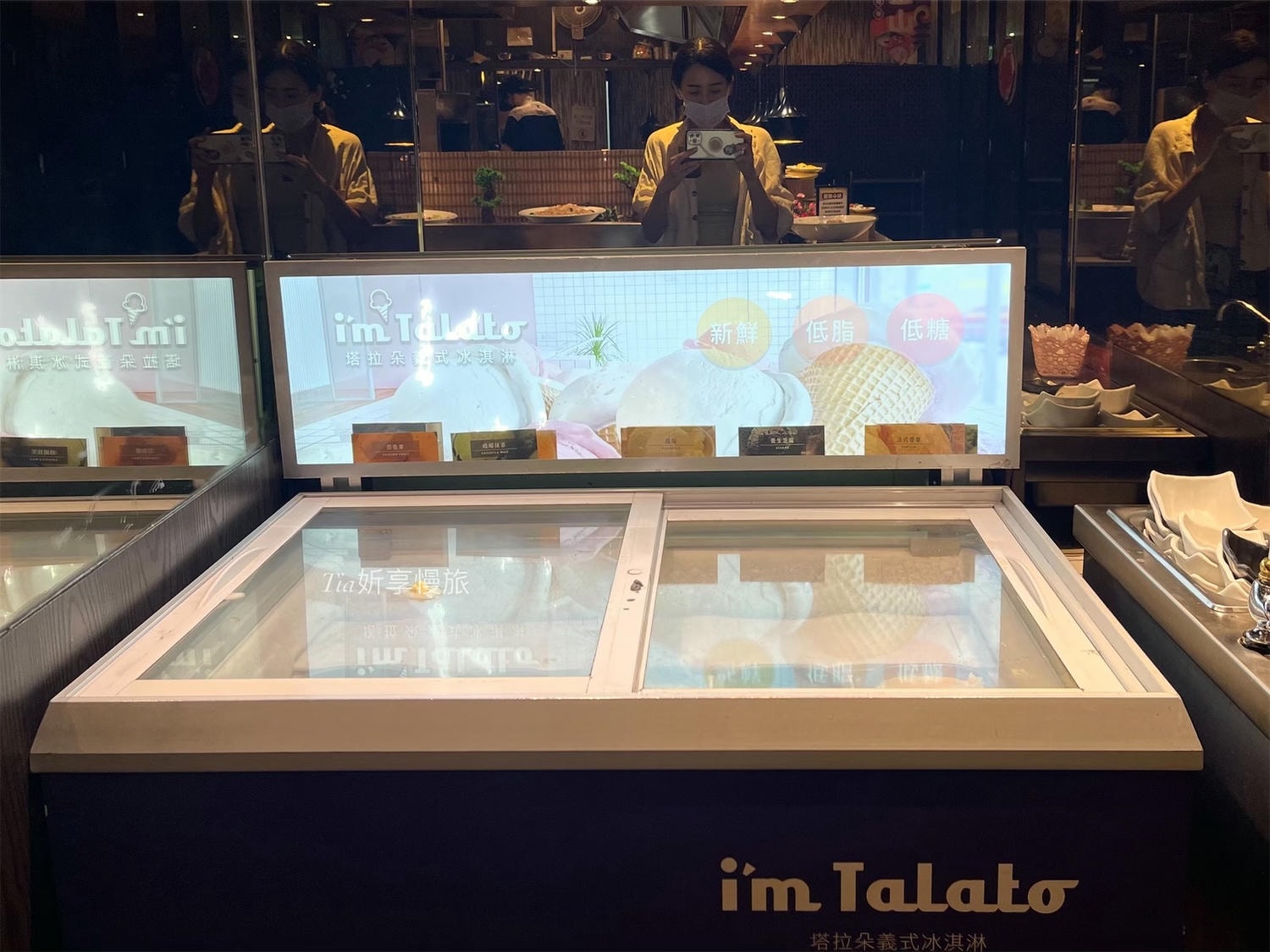 潮港城太陽百匯|台中美食吃到飽元老$1000以內100種海鮮肉品各國美食任吃! - 第65張圖 潮港城太陽百匯|台中美食吃到飽元老$1000以內100種海鮮肉品各國美食任吃!