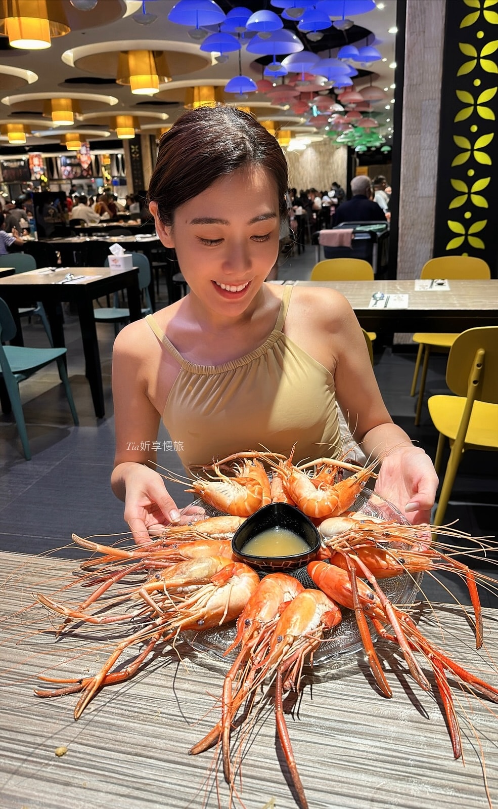 潮港城太陽百匯|台中美食吃到飽元老$1000以內100種海鮮肉品各國美食任吃! - 第21張圖 潮港城太陽百匯|台中美食吃到飽元老$1000以內100種海鮮肉品各國美食任吃!