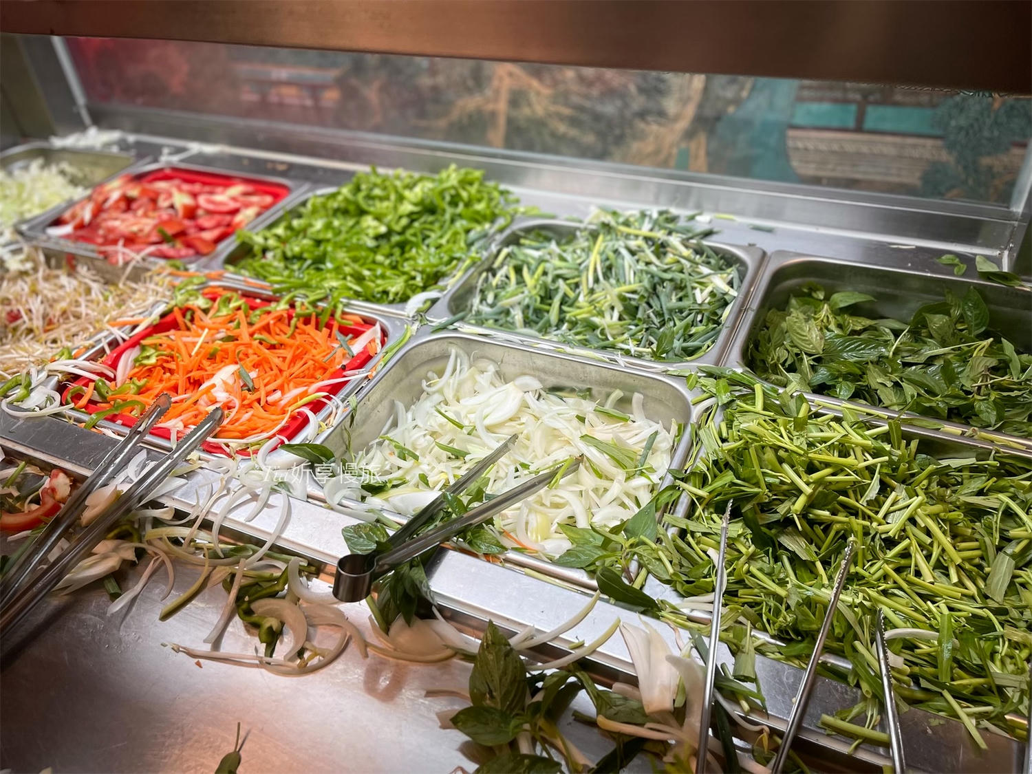 唐宮蒙古烤肉酸菜白肉餐廳｜台北蒙古烤肉老店回歸！最便宜不用＄800吃到飽（含價目表與訂位資訊）