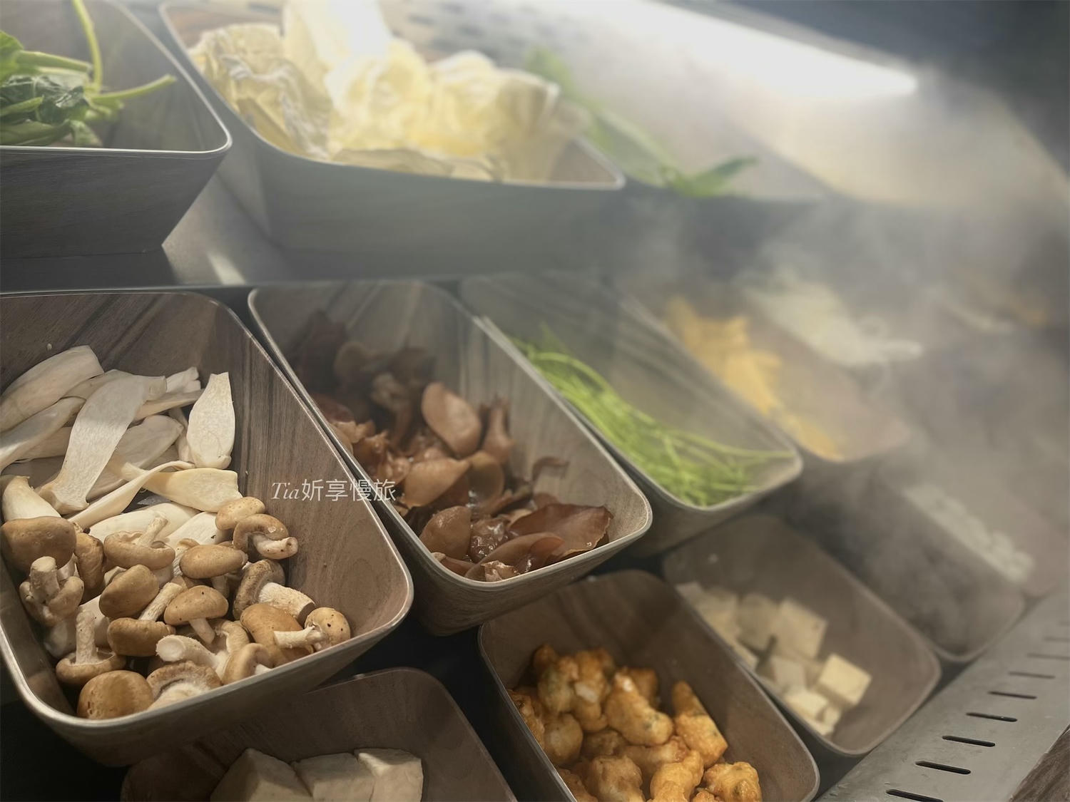 饗鍋物料理｜台中美食西屯火鍋火烤兩吃推薦，銅盤烤肉、蔬菜吃到飽配調酒超享受（含菜單）