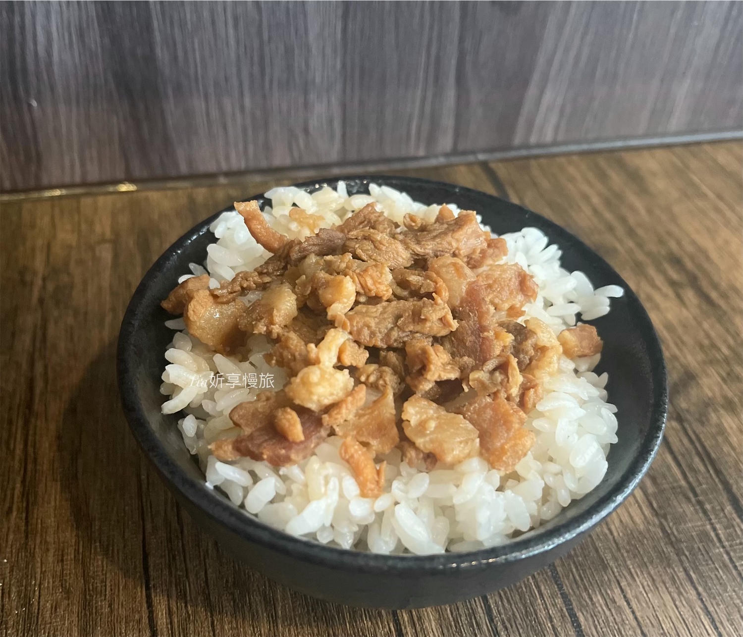 饗鍋物料理｜台中美食西屯火鍋火烤兩吃推薦，銅盤烤肉、蔬菜吃到飽配調酒超享受（含菜單）