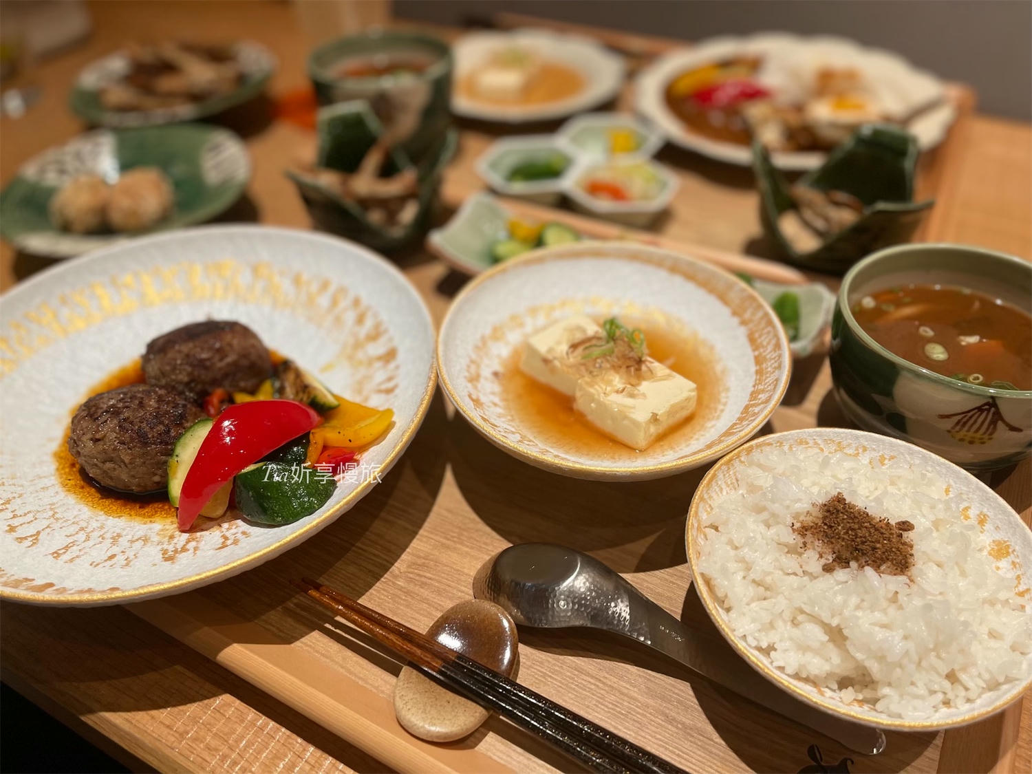 桃園青埔親子友善餐廳|FUWA芙蘊小食料理 日式和風咖哩、和牛漢堡肉推薦與菜單 - 第9張圖 桃園青埔親子友善餐廳|FUWA芙蘊小食料理 日式和風咖哩、和牛漢堡肉推薦與菜單