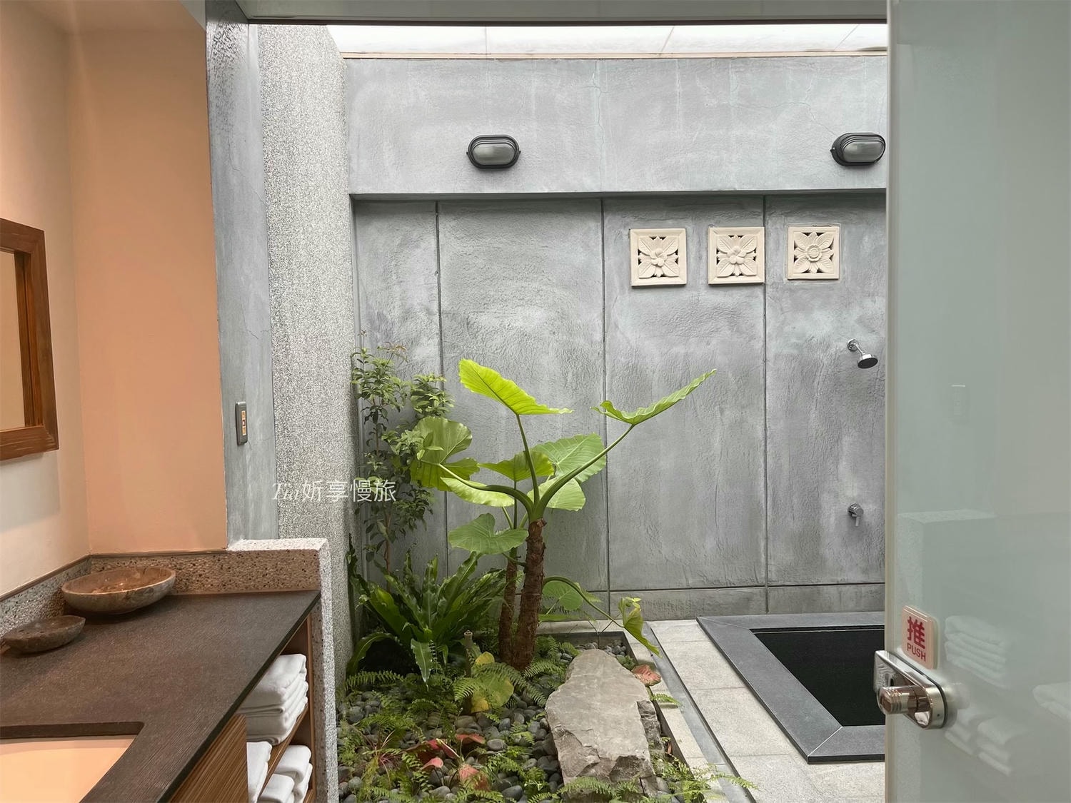 43會館｜把峇厘島搬過來！宜蘭高級包棟求婚民宿一泊二食，有視聽室、游泳池、桑拿房（含價格）