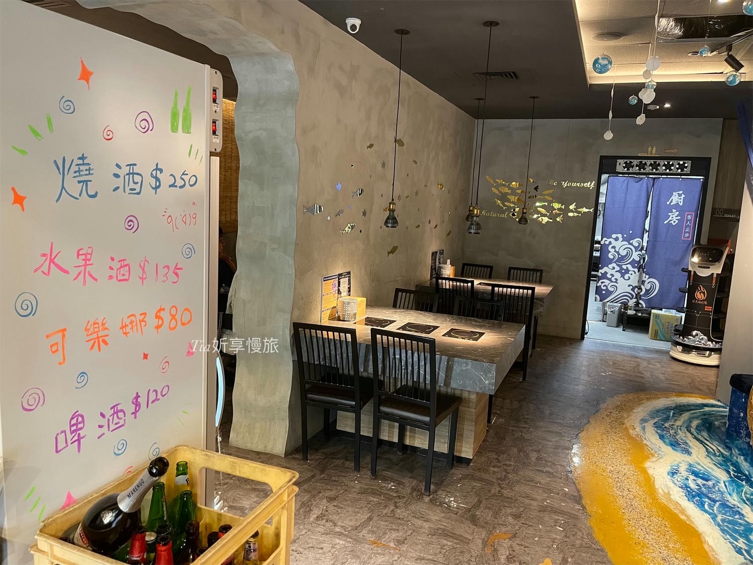 謀魚蝦也蠔南港店｜台北南港浮誇系美食餐廳，生蠔比手大！水煮魚火山龍骨深夜美食，壽星送生魚片摩天輪（評價/菜單）