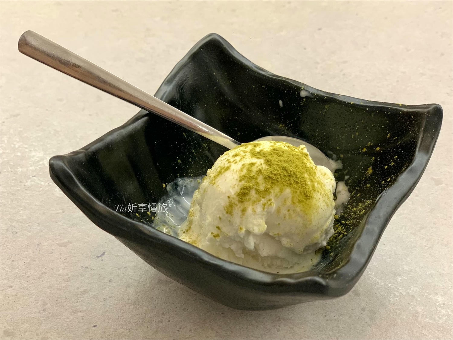 極鶴和牛鍋物 仁愛旗艦店｜台北大安區和牛火鍋吃到飽，仁愛圓環A5和牛現點現切，近百種食材任吃！