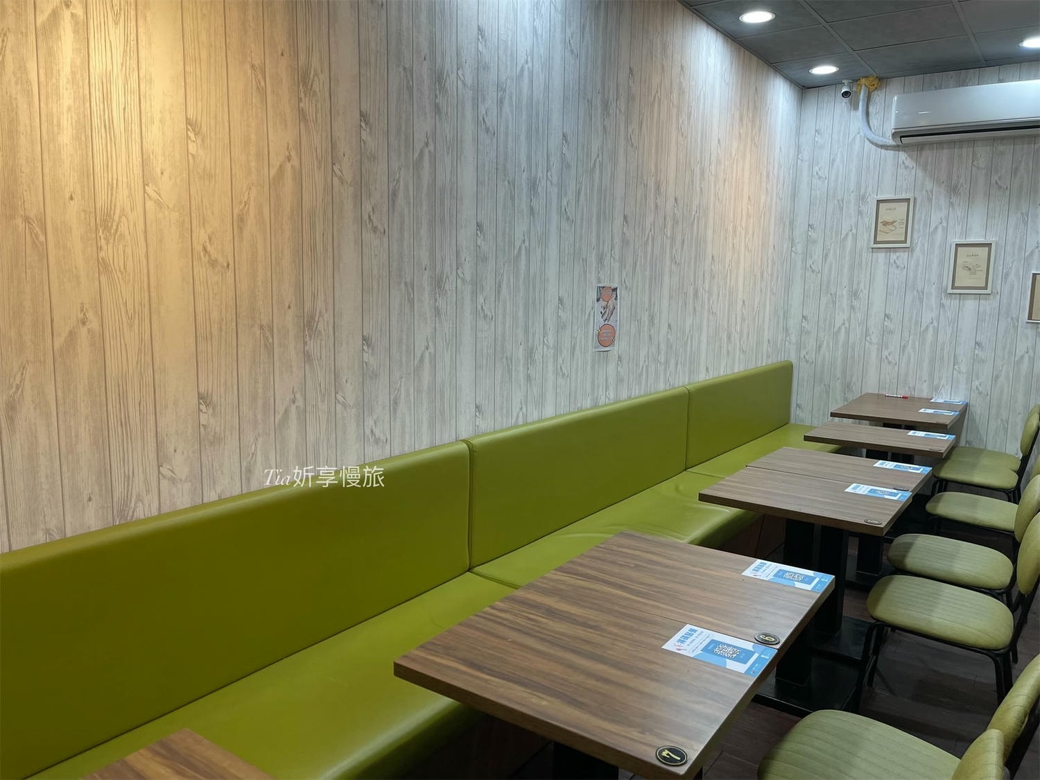 新店早午餐推薦|早安好食光X嘟比飯麵館 新店寵物友善餐廳,排骨炒泡麵、炸雞蛋餅等特色菜單 - 第7張圖 新店早午餐推薦|早安好食光X嘟比飯麵館 新店寵物友善餐廳,排骨炒泡麵、炸雞蛋餅等特色菜單