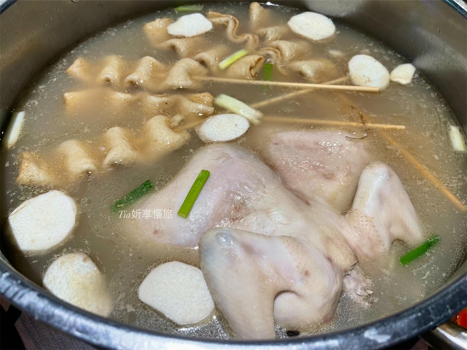 宜蘭韓式料理|韓雞村吃一隻雞火鍋、蒸海鮮大餐,還有免費韓服體驗! - 第18張圖 宜蘭韓式料理|韓雞村吃一隻雞火鍋、蒸海鮮大餐,還有免費韓服體驗!