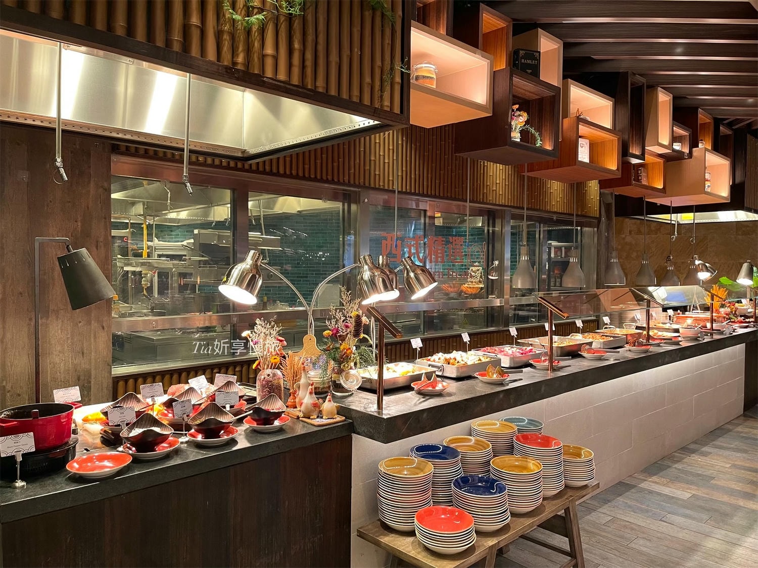 澳門吃到飽｜上葡京自助山吃到飽餐廳，龍蝦螃蟹多國美食自助餐，還有現煮活海鮮(價格/優惠/訂位/電話資訊)
