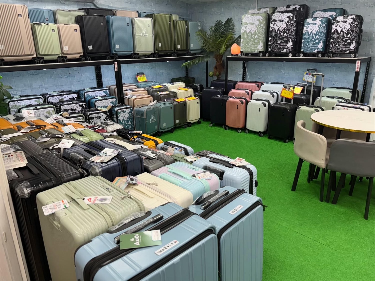 板橋行李箱推薦|箱聚旅遊用品,行李箱專賣店各尺寸、輪子維修、租借通通有 - 第9張圖 板橋行李箱推薦|箱聚旅遊用品,行李箱專賣店各尺寸、輪子維修、租借通通有