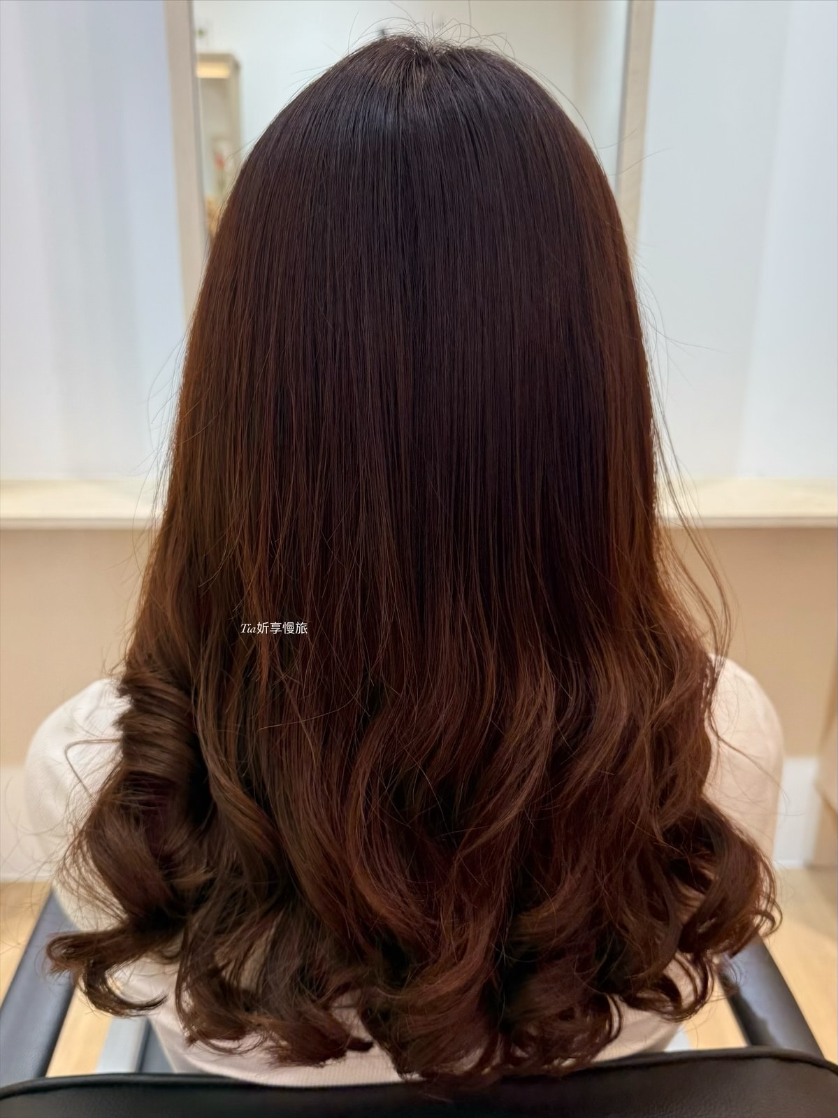 HITO Hair 館前店|板橋染髮、結構式護髮女生髮廊推薦(含價目表) - 第14張圖 HITO Hair 館前店|板橋染髮、結構式護髮女生髮廊推薦(含價目表)