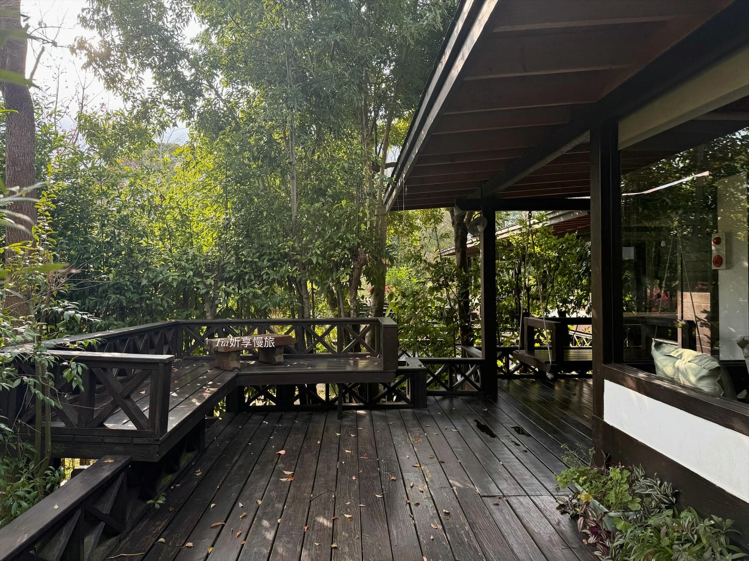 花自在食宿館｜苗栗卓蘭一泊三食villa木屋住宿，以花為主的早餐、下午茶、無菜單晚餐與附近景點介紹
