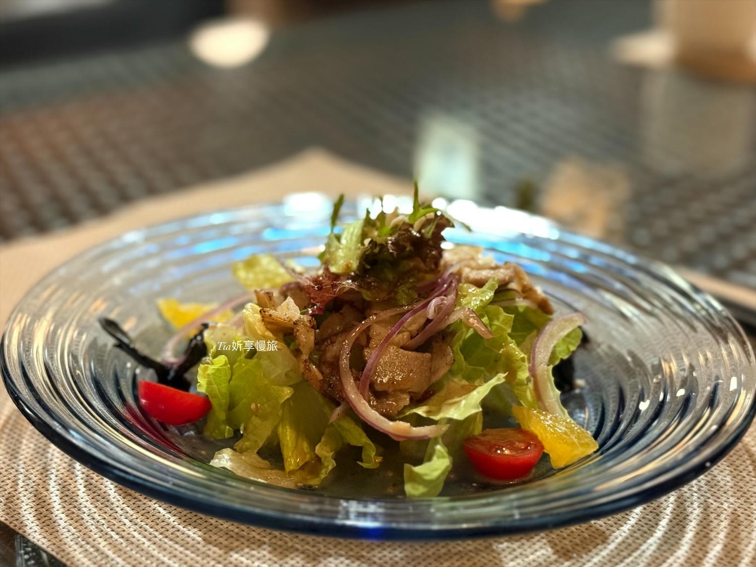花自在食宿館｜苗栗卓蘭一泊三食villa木屋住宿，以花為主的早餐、下午茶、無菜單晚餐與附近景點介紹