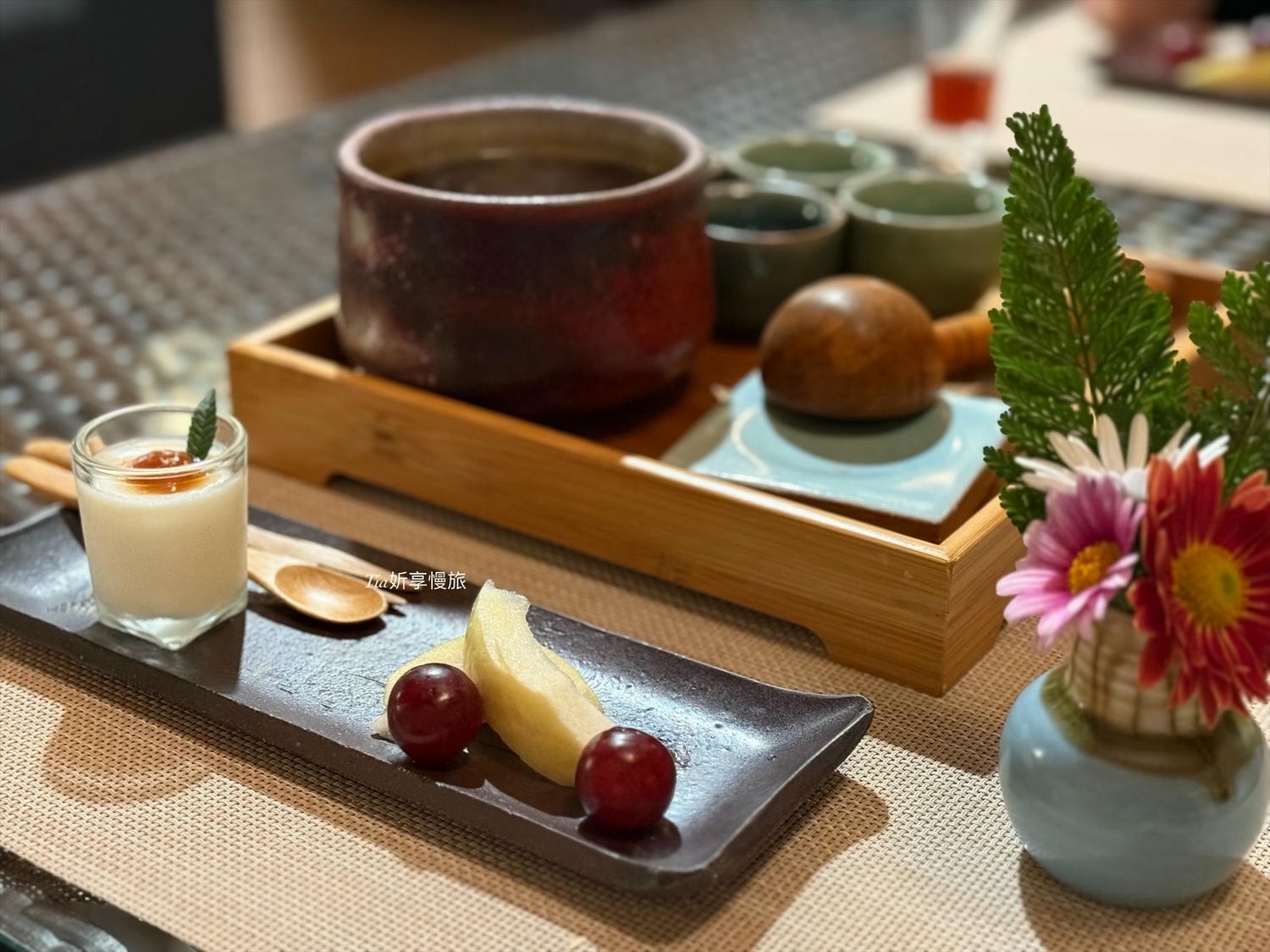 花自在食宿館｜苗栗卓蘭一泊三食villa木屋住宿，以花為主的早餐、下午茶、無菜單晚餐與附近景點介紹