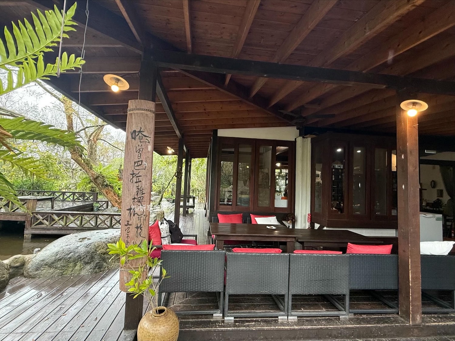 花自在食宿館｜苗栗卓蘭一泊三食villa木屋住宿，以花為主的早餐、下午茶、無菜單晚餐與附近景點介紹