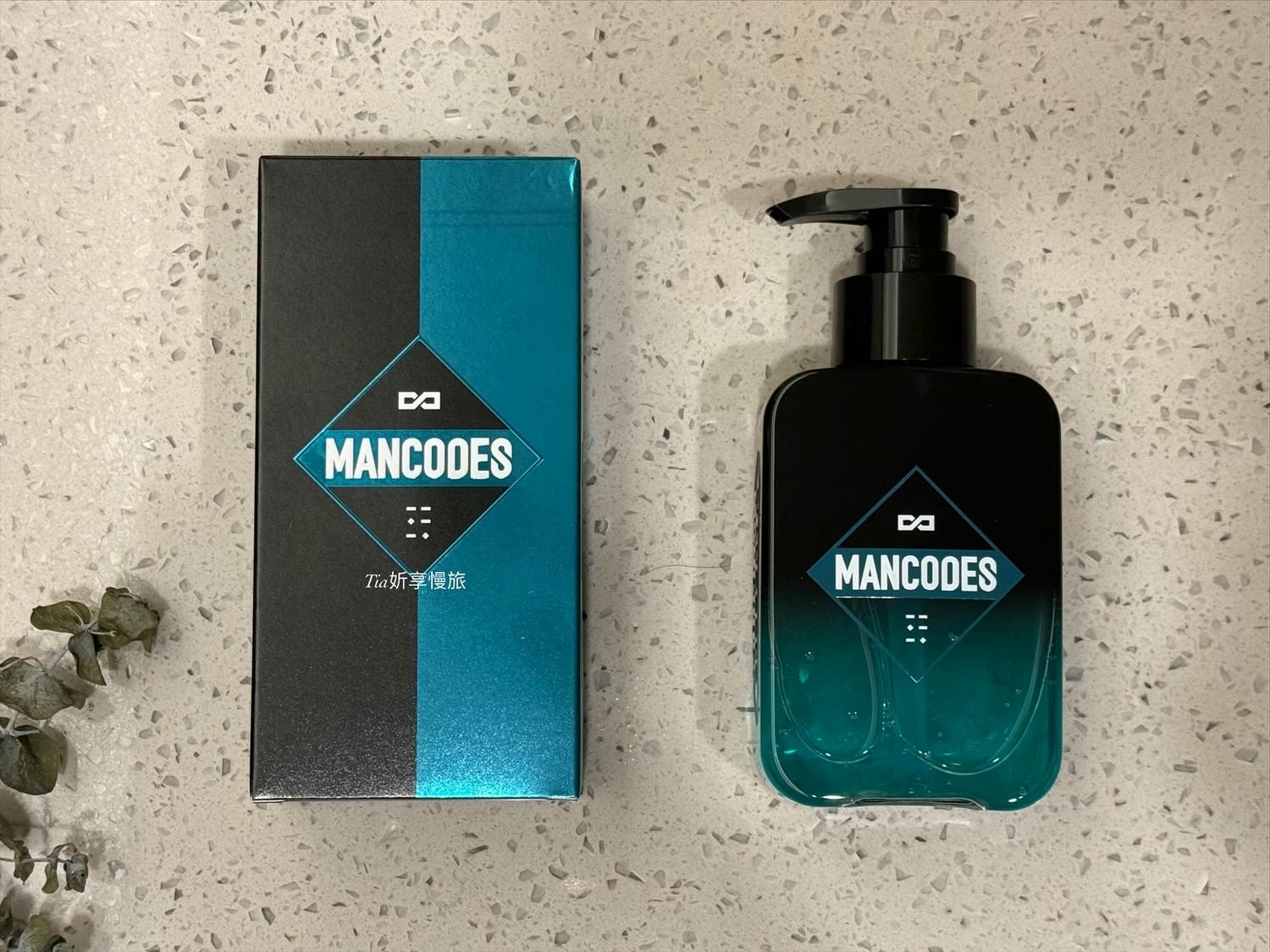男性洗面乳推薦|Mancodes 左顏右色微酸潔面乳,清潔控油感的品牌選擇 - 第3張圖 男性洗面乳推薦|Mancodes 左顏右色微酸潔面乳,清潔控油感的品牌選擇