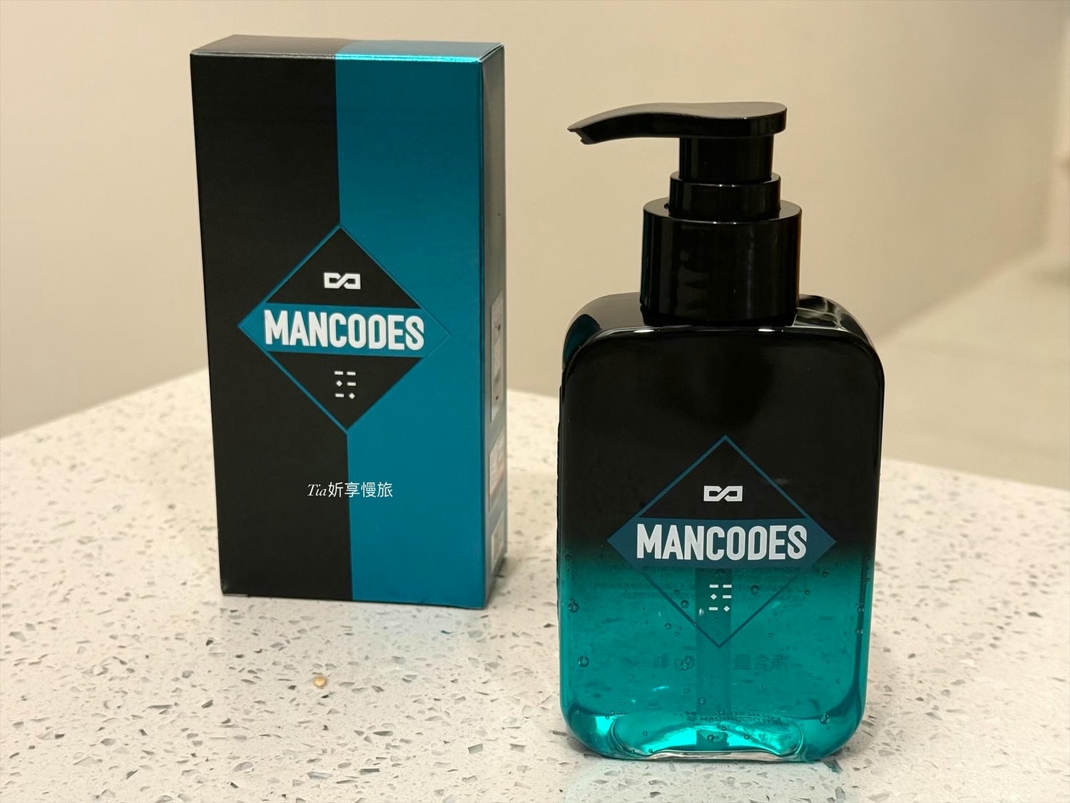 男性洗面乳推薦|Mancodes 左顏右色微酸潔面乳,清潔控油感的品牌選擇 - 第4張圖 男性洗面乳推薦|Mancodes 左顏右色微酸潔面乳,清潔控油感的品牌選擇