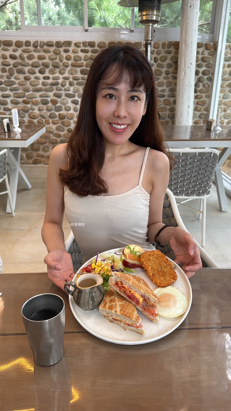 小巷清風|苗栗卓蘭豪華露營車一泊三食開箱評價(含晚餐、早午餐、採草莓) - 第36張圖 小巷清風|苗栗卓蘭豪華露營車一泊三食開箱評價(含晚餐、早午餐、採草莓)