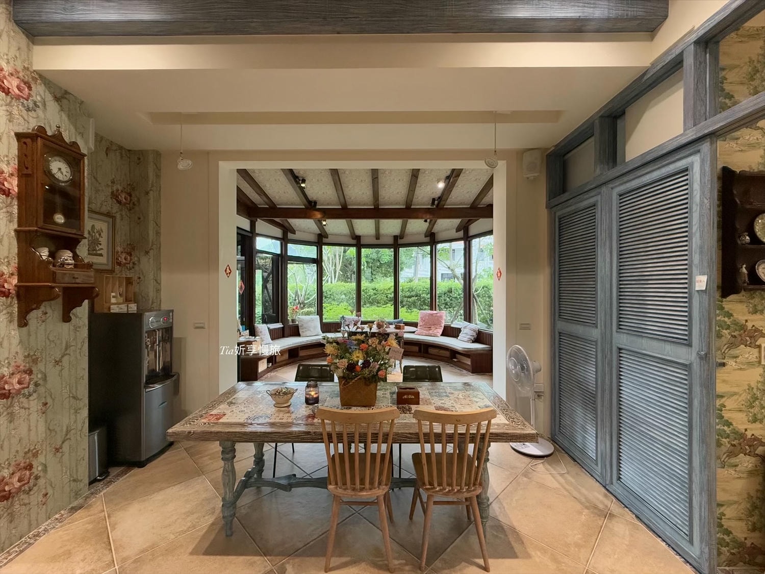 宜蘭員山民宿推薦｜R&J Guesthouse鄉村風住宿，晚餐早餐、浴缸、免治馬桶通通有