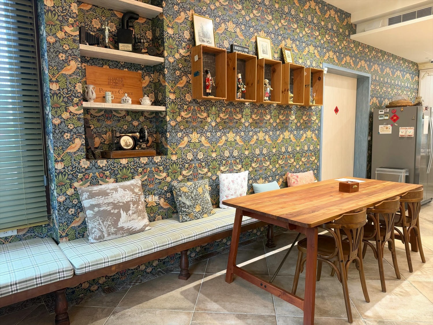 宜蘭員山民宿推薦｜R&J Guesthouse鄉村風住宿，晚餐早餐、浴缸、免治馬桶通通有