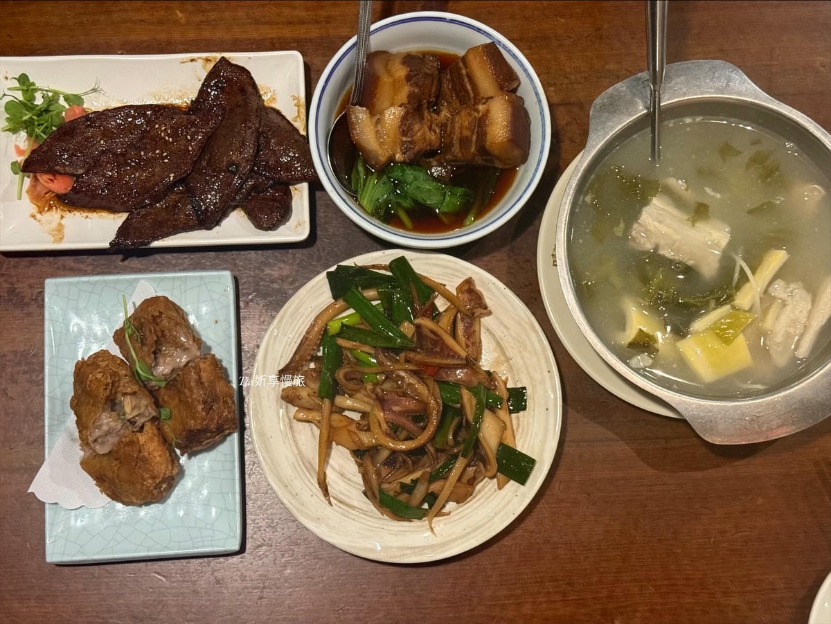 喫飯食堂|永康街台菜推薦,35好友輕鬆吃小份量道地辦桌菜 - 第15張圖 喫飯食堂|永康街台菜推薦,35好友輕鬆吃小份量道地辦桌菜
