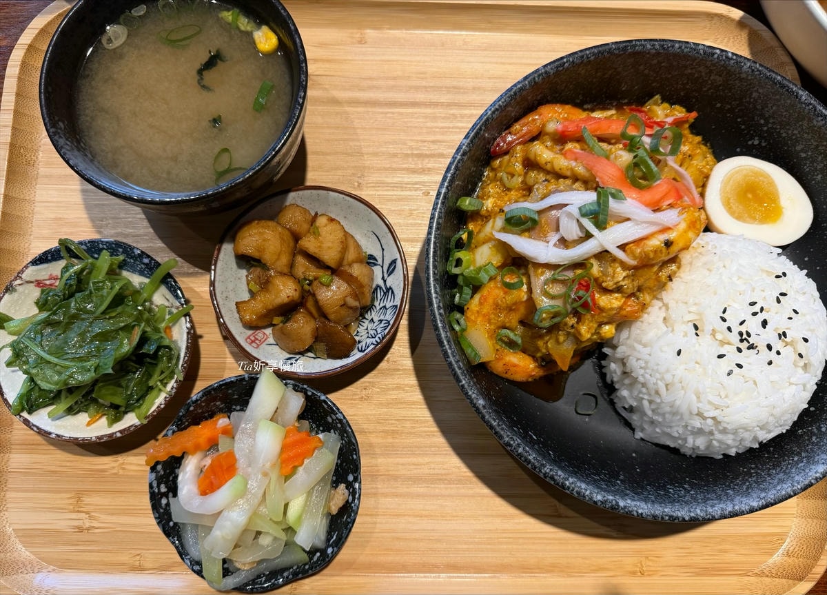 金山定食|食伍巷,金山老街走路6分鐘平價泰式/海鮮/小火鍋餐廳(含菜單) - 第18張圖 金山定食|食伍巷,金山老街走路6分鐘平價泰式/海鮮/小火鍋餐廳(含菜單)