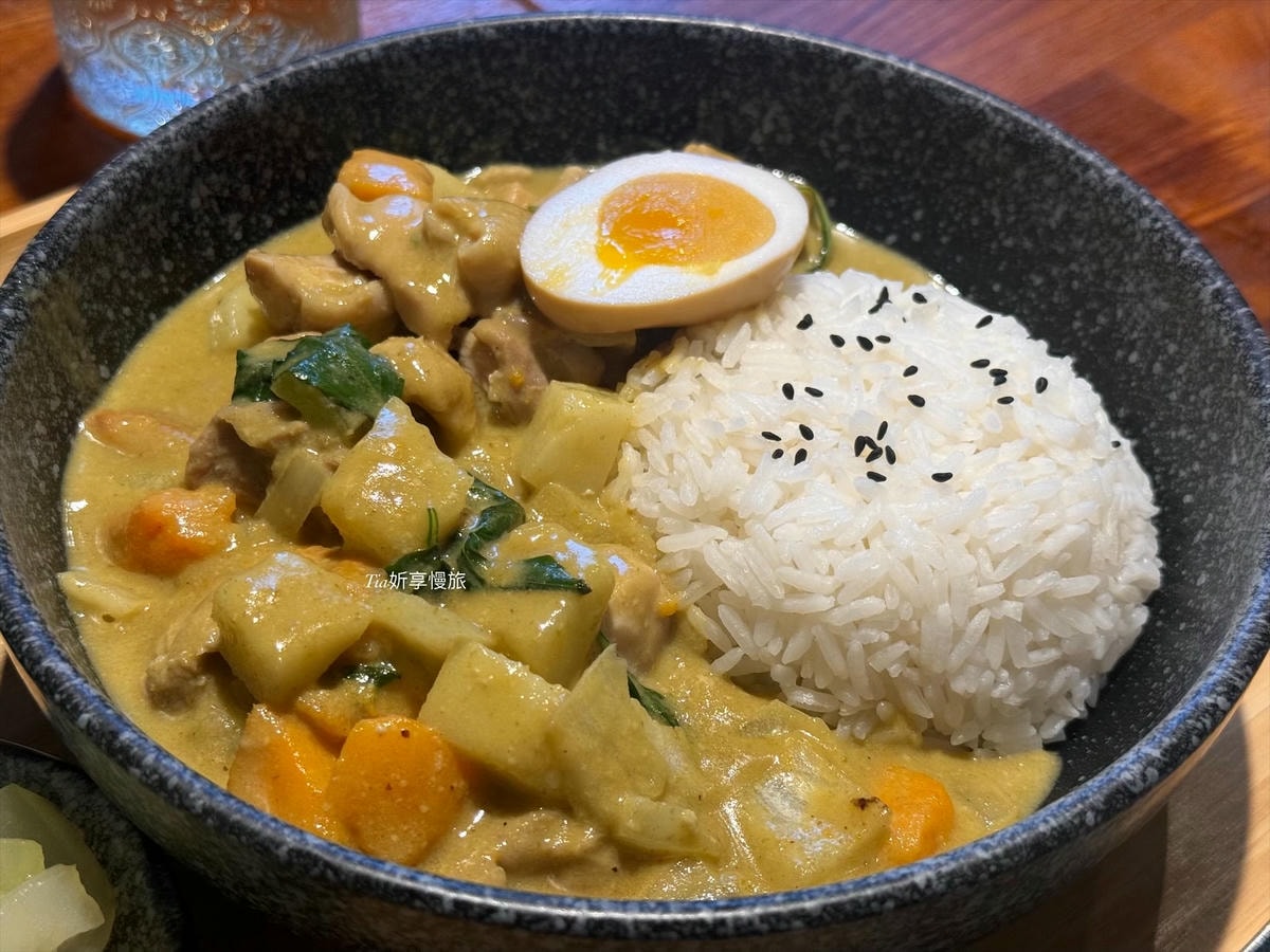金山定食|食伍巷,金山老街走路6分鐘平價泰式/海鮮/小火鍋餐廳(含菜單) - 第24張圖 金山定食|食伍巷,金山老街走路6分鐘平價泰式/海鮮/小火鍋餐廳(含菜單)
